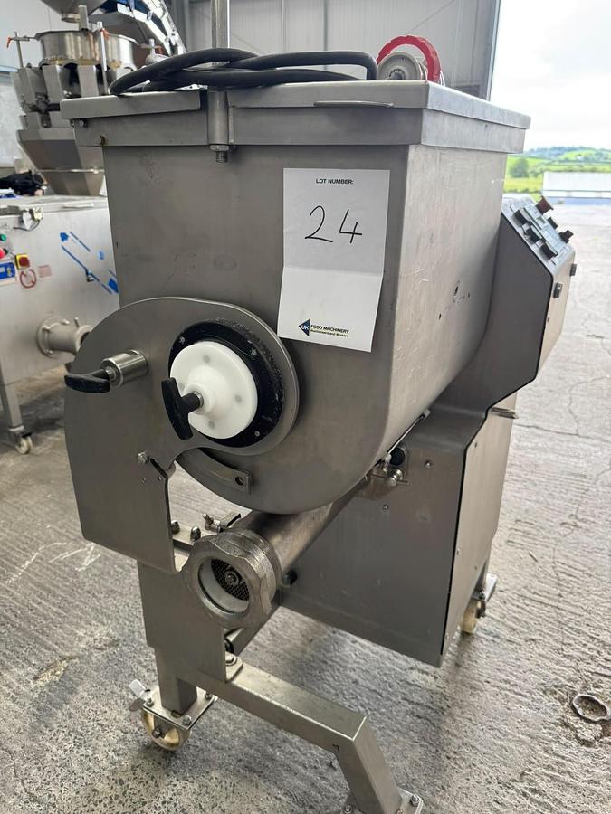 Used Mainca mixer mincer. Model MG-95