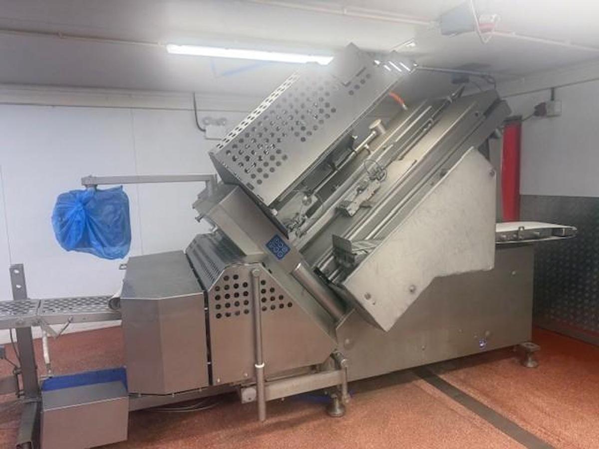 Used Weber slicer Bulk slicer. 902