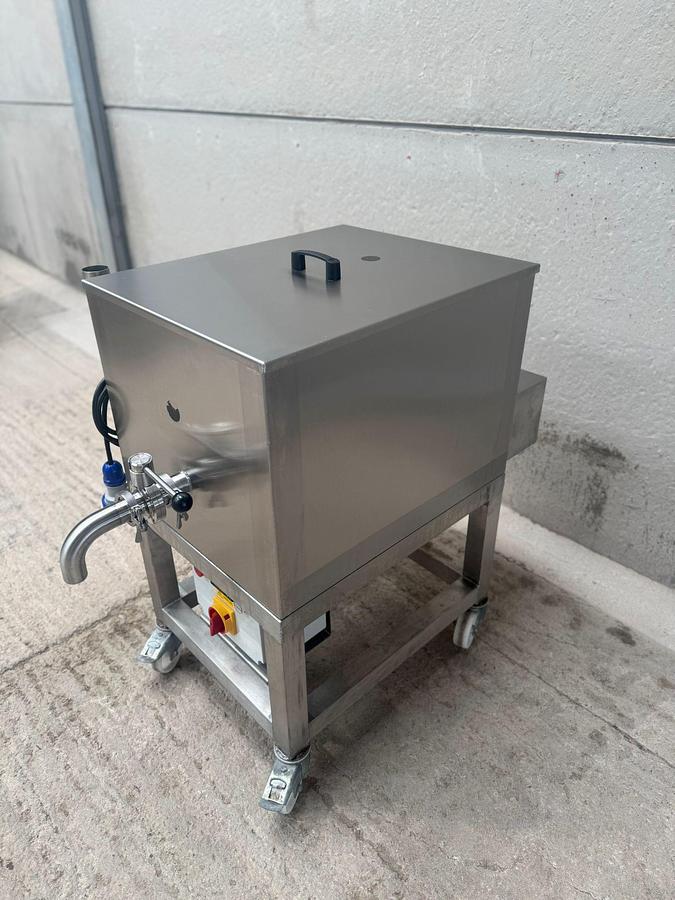 Used REACH FOOD SYSTEMS BUTTER MELTING PAN