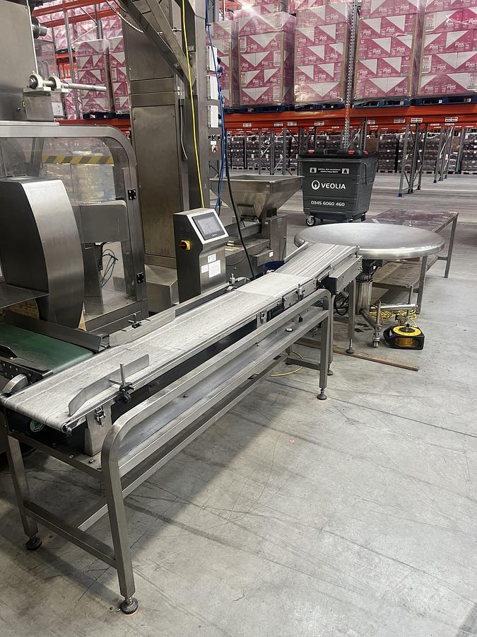 Used POUCH FILLING MACHINE