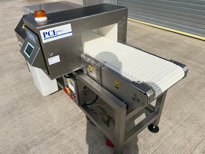 Used CINTEX METAL DETECTOR