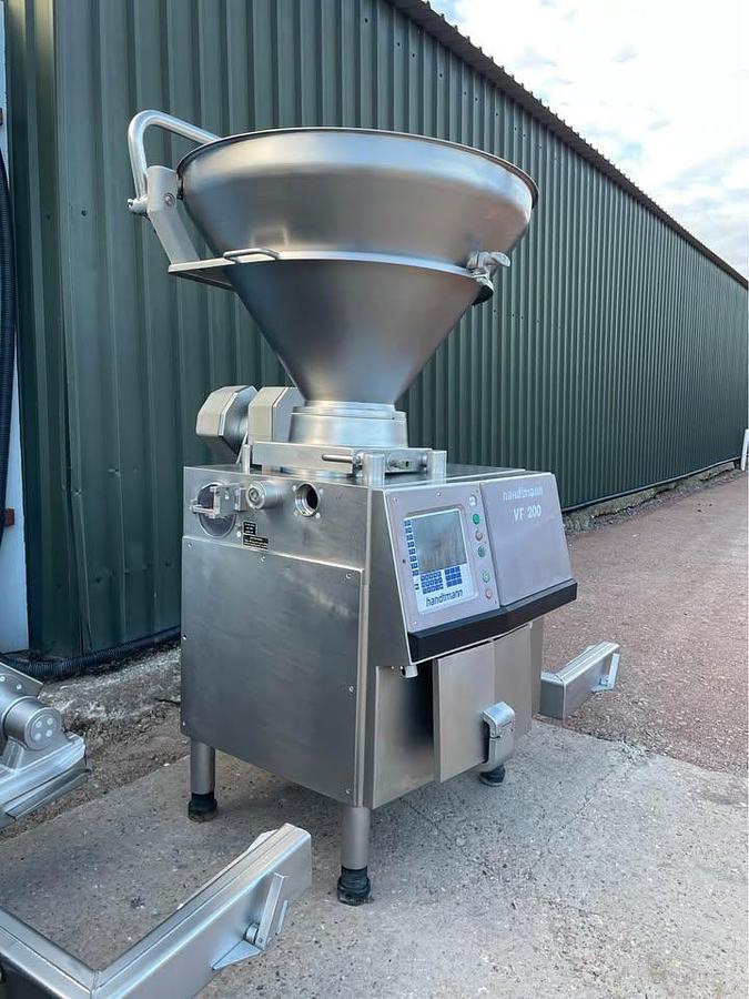 Used HANDTMANN VF200 VACUUM FILLER