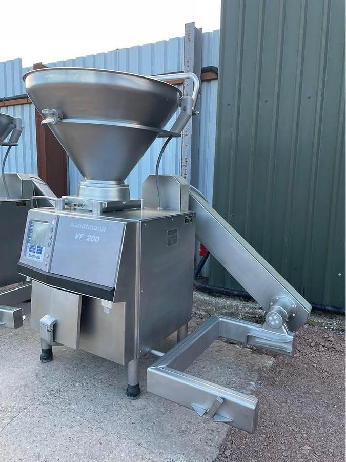 Used HANDTMANN VF200 VACUUM FILLER