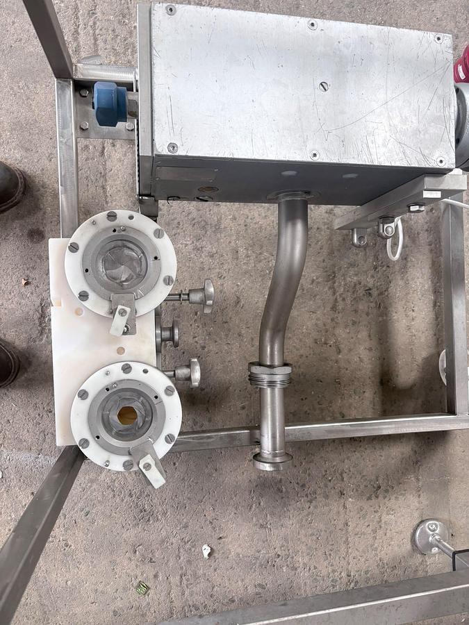 Used HANDTMANN VF200 VACUUM FILLER