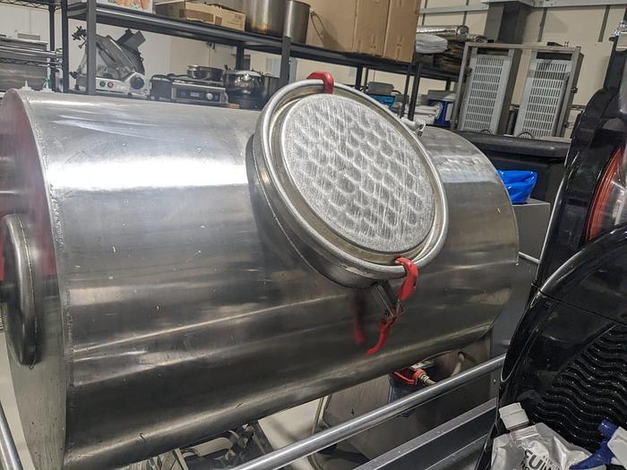 Used Roscherwerke GmbH TUE-400 vacuum tumbler