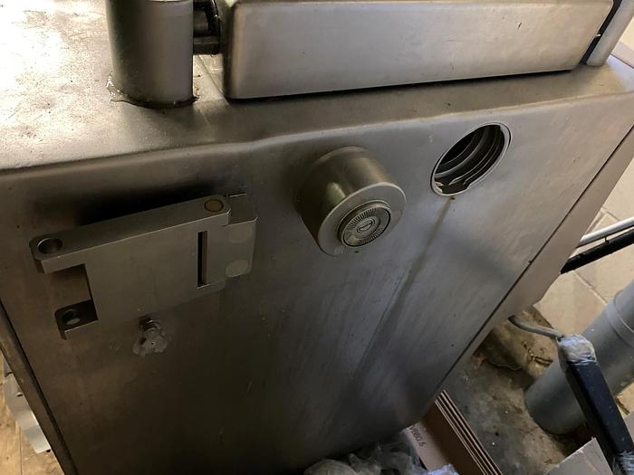 Used Handtmann VF100 vacuum filler