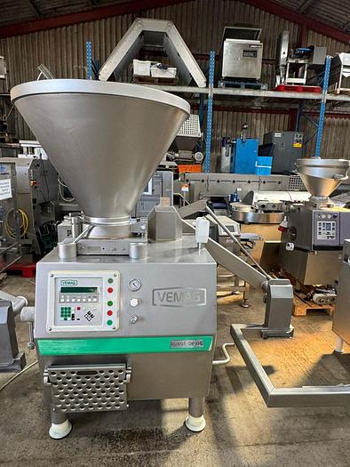Used VEMAG ROBOT DP10C VACUUM FILLER