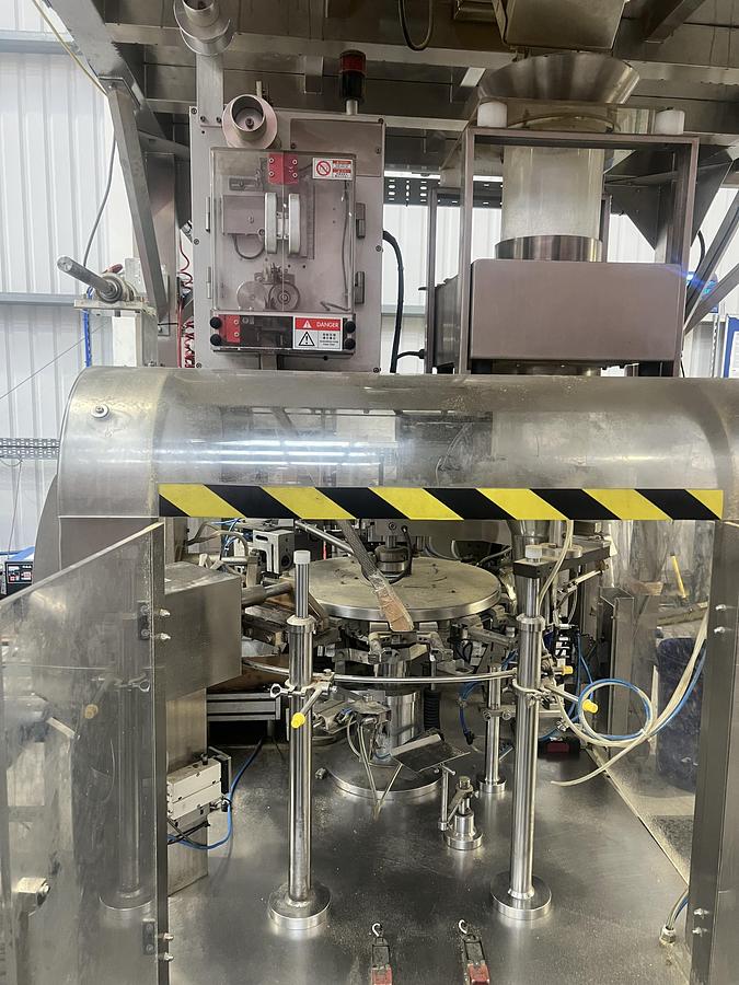 Used POUCH FILLING MACHINE