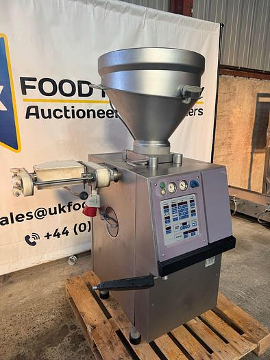 Used HANDTMANN VF50 VACUUM FILLER
