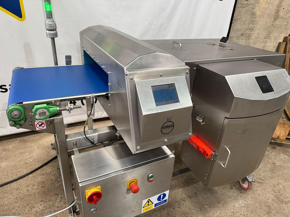 Used LOMA IQ3+ METAL DETECTOR