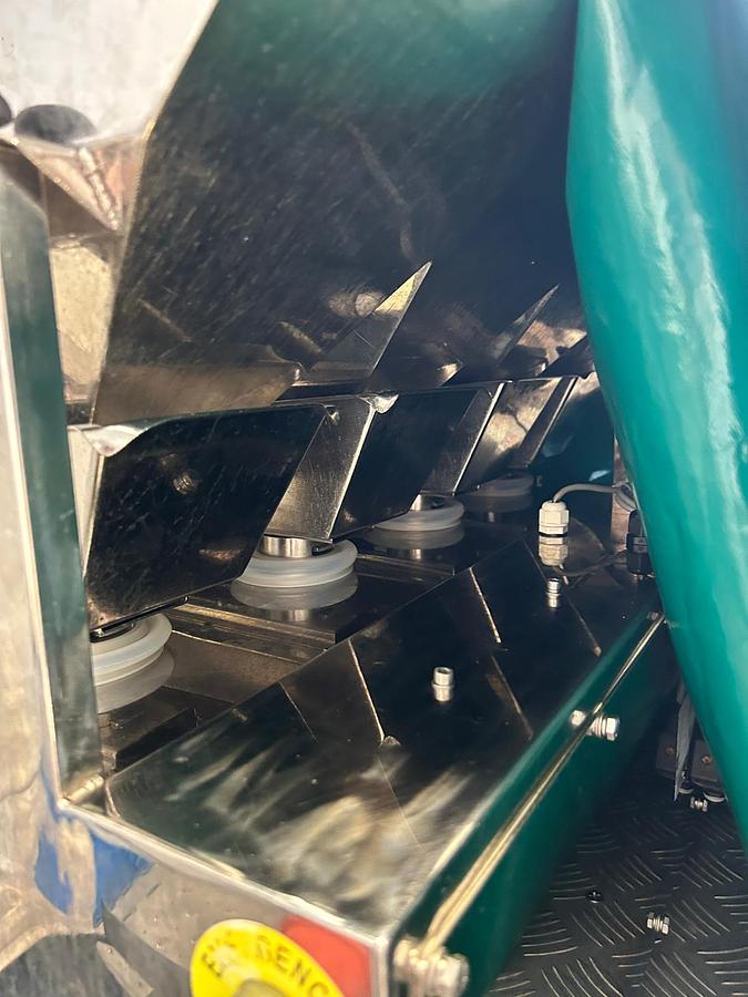 Used WEIGHING AND BAGGING SYSTEM