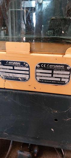 Used 2012 Hyundai robex 27z-9