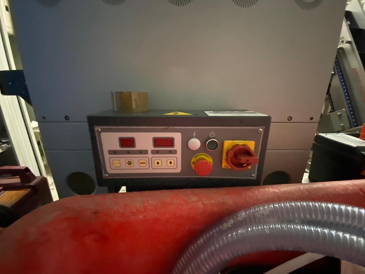 Used SIAT HEAT SHRINK TUNNEL