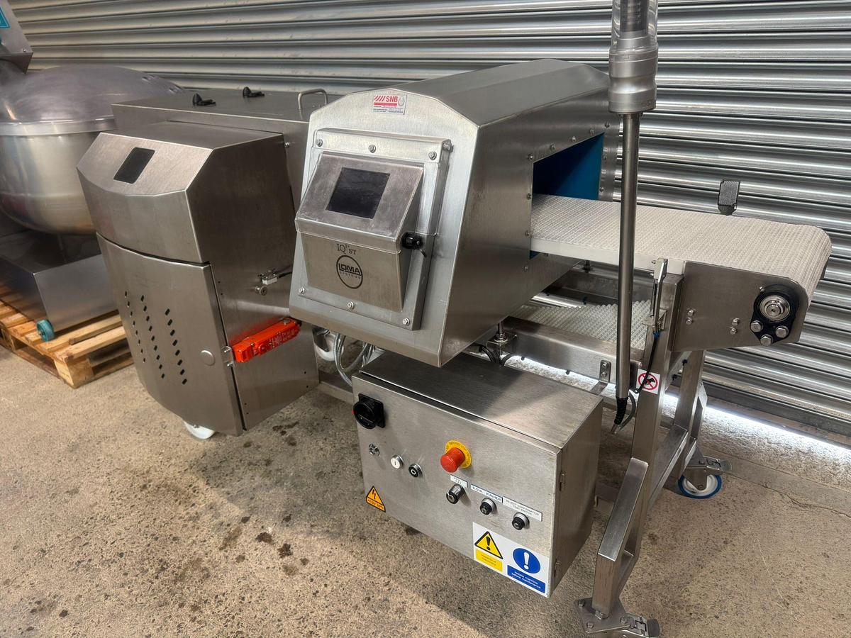 Used LOMA IQ3+ METAL DETECTOR