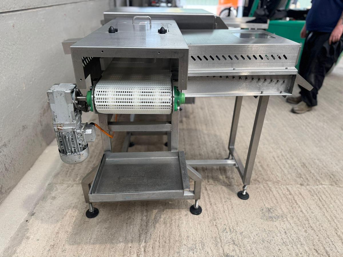 Used LOMA IQ2 FERROUS IN FOIL METAL DETECTOR