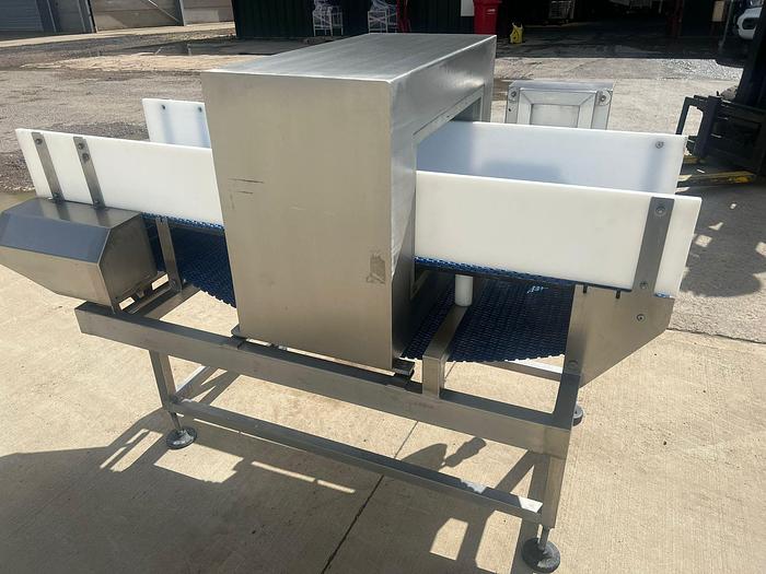 Used Fortress Phantom metal detector 550x275