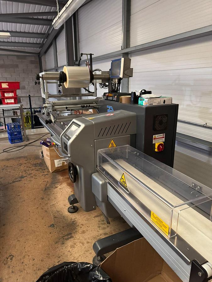 Used PFM Pearl Flowrapper