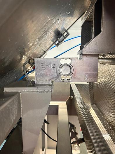 Used Fortress Weigher and Bagger with Metal Detector