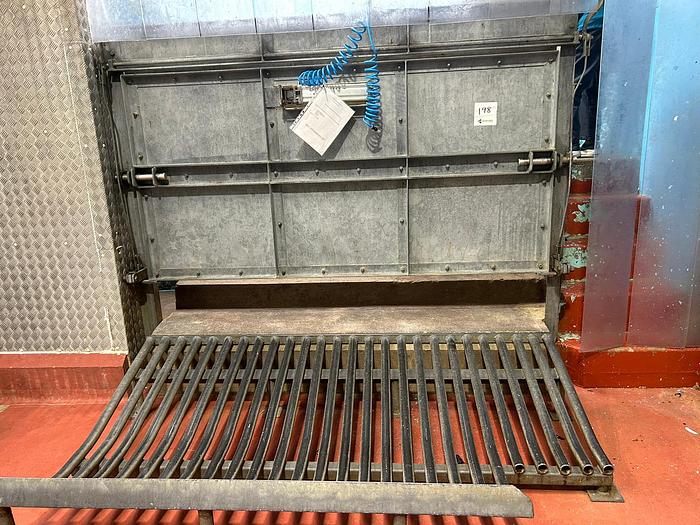 Used COMPLETE SLAUGHTER LINE FOR CATTLE, PIGS & SHEEP