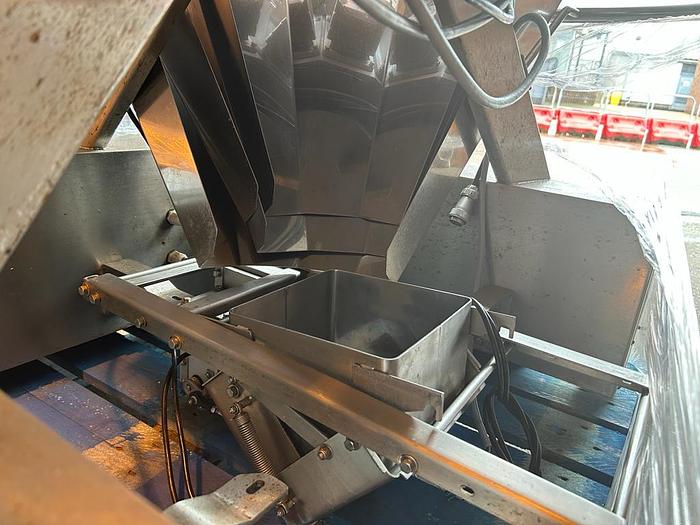 Used PMA (Fabcon Food Systems) 14-bucket mulithead weigher