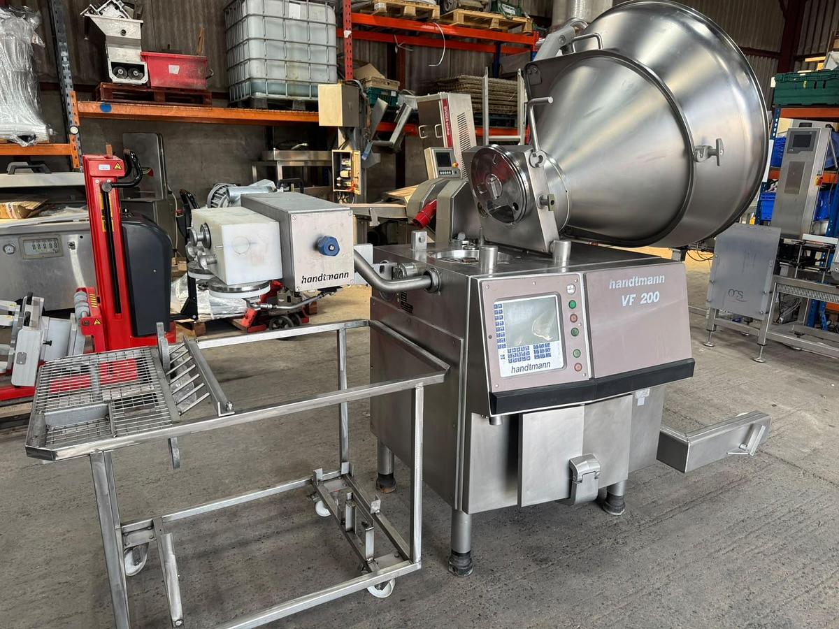 Used HANDTMANN VF200 VACUUM FILLER