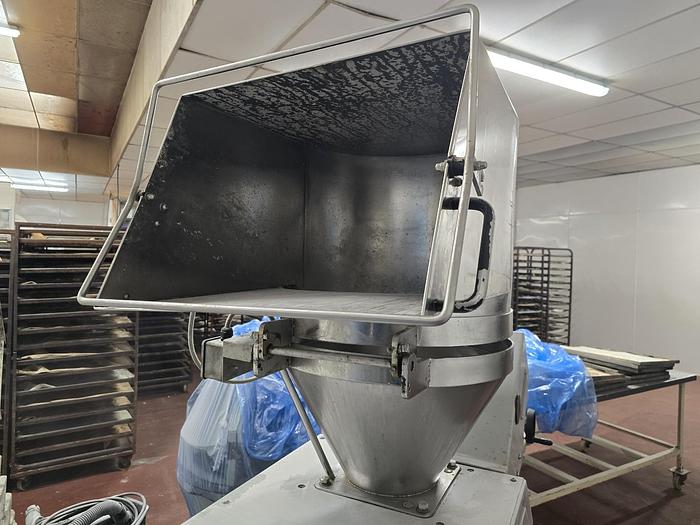 Used MONDIAL FORNI DOUGH DIVIDER