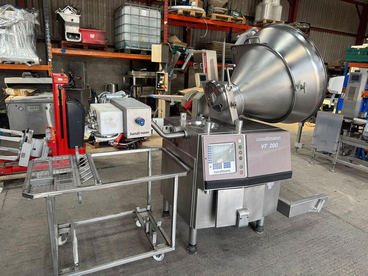 Used HANDTMANN VF200 VACUUM FILLER