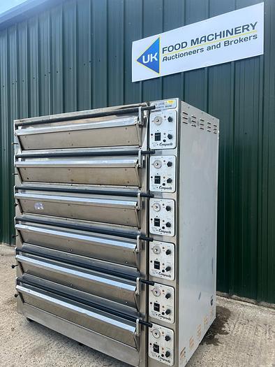 Used TOM CHANDLEY OVEN