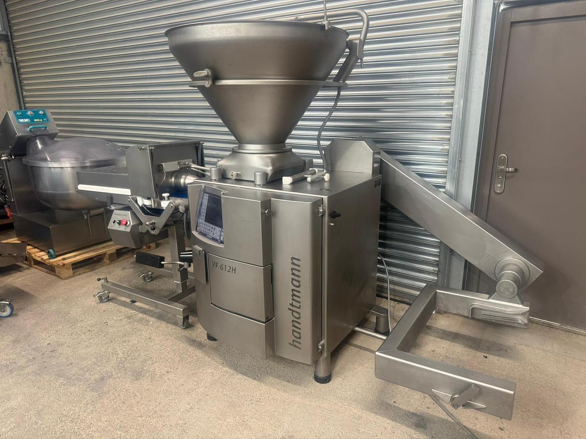 Used Handtmann VF612H with Guillotine
