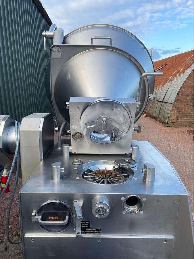 Used HANDTMANN VF200 VACUUM FILLER