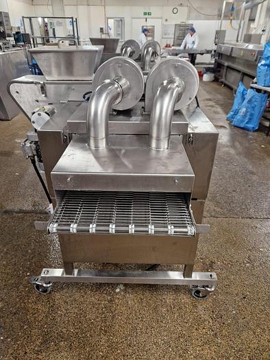 Used DEIGHTON PRE DUSTER