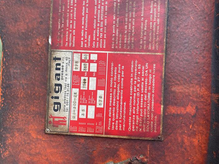 Usato Pressa Gigant 4 colonne  300 ton 