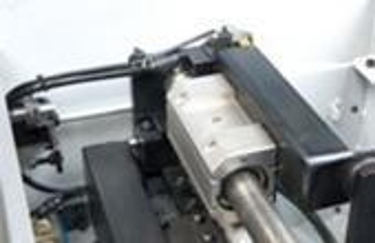 BA65 Pneumatic Bar Feeder