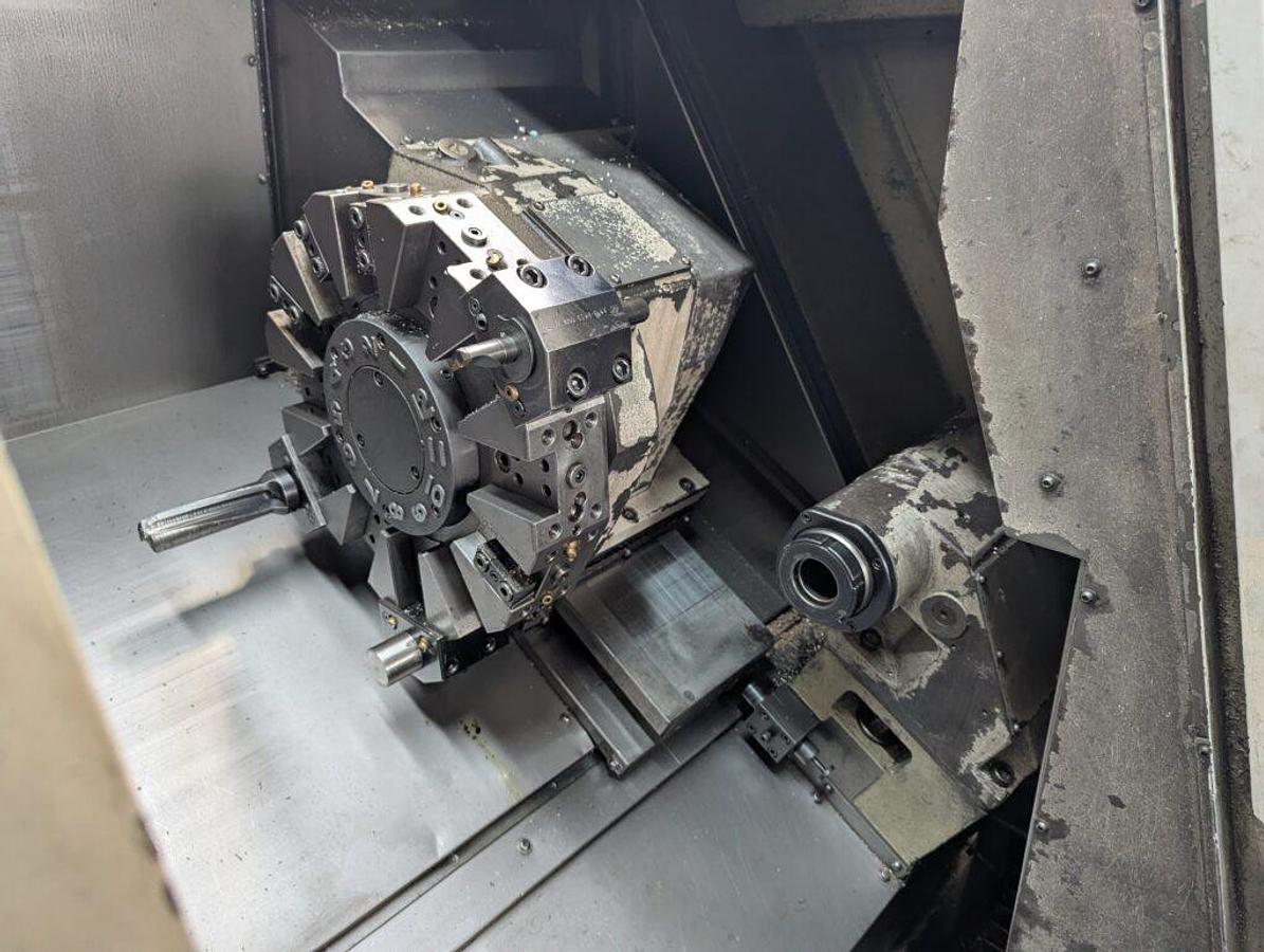 Used 2005 Okuma Captain L370