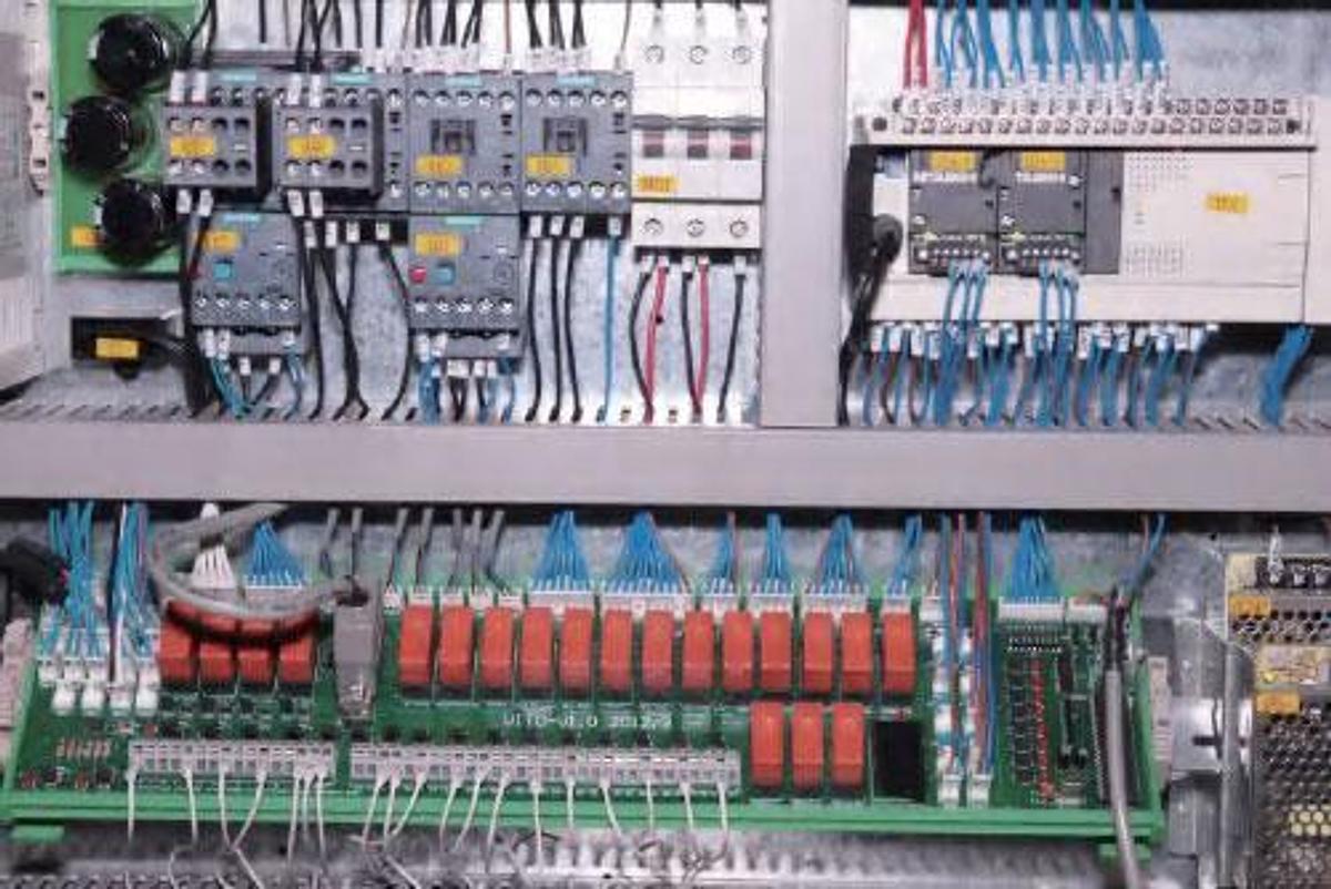 AUTO42 Automatic Hydraulic Bar Feeder (Magazined-Type)