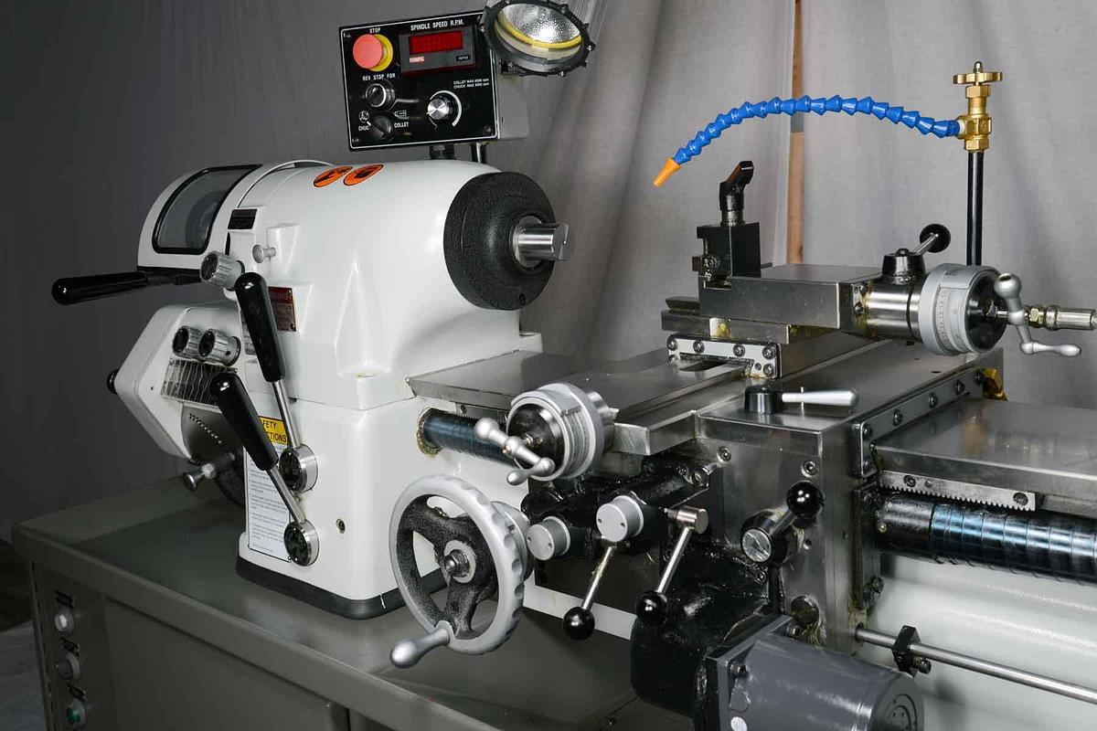 618EVS Toolroom Lathe