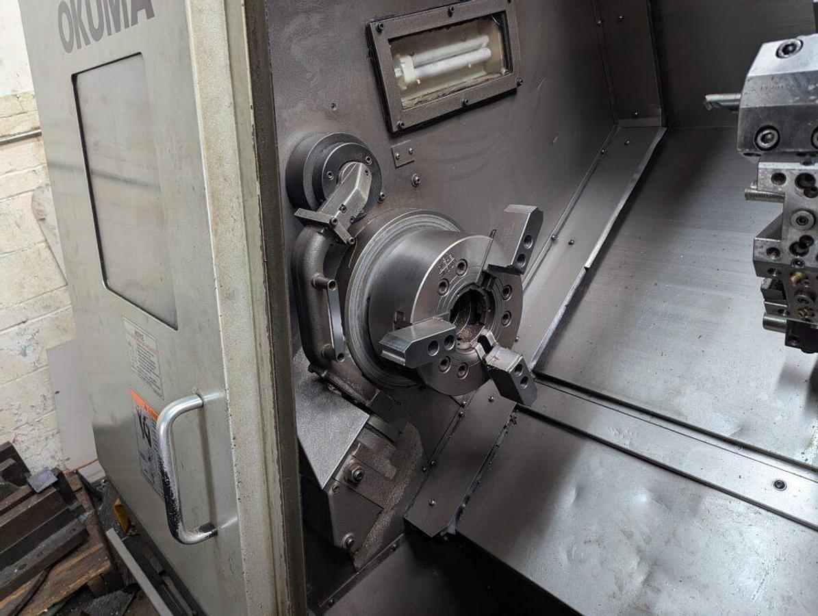 Used 2005 Okuma Captain L370