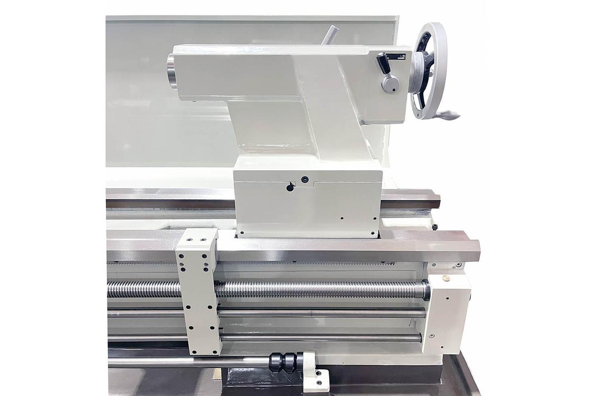 3060E / 3080E / 30100E / 30130E / 30170E Lathe