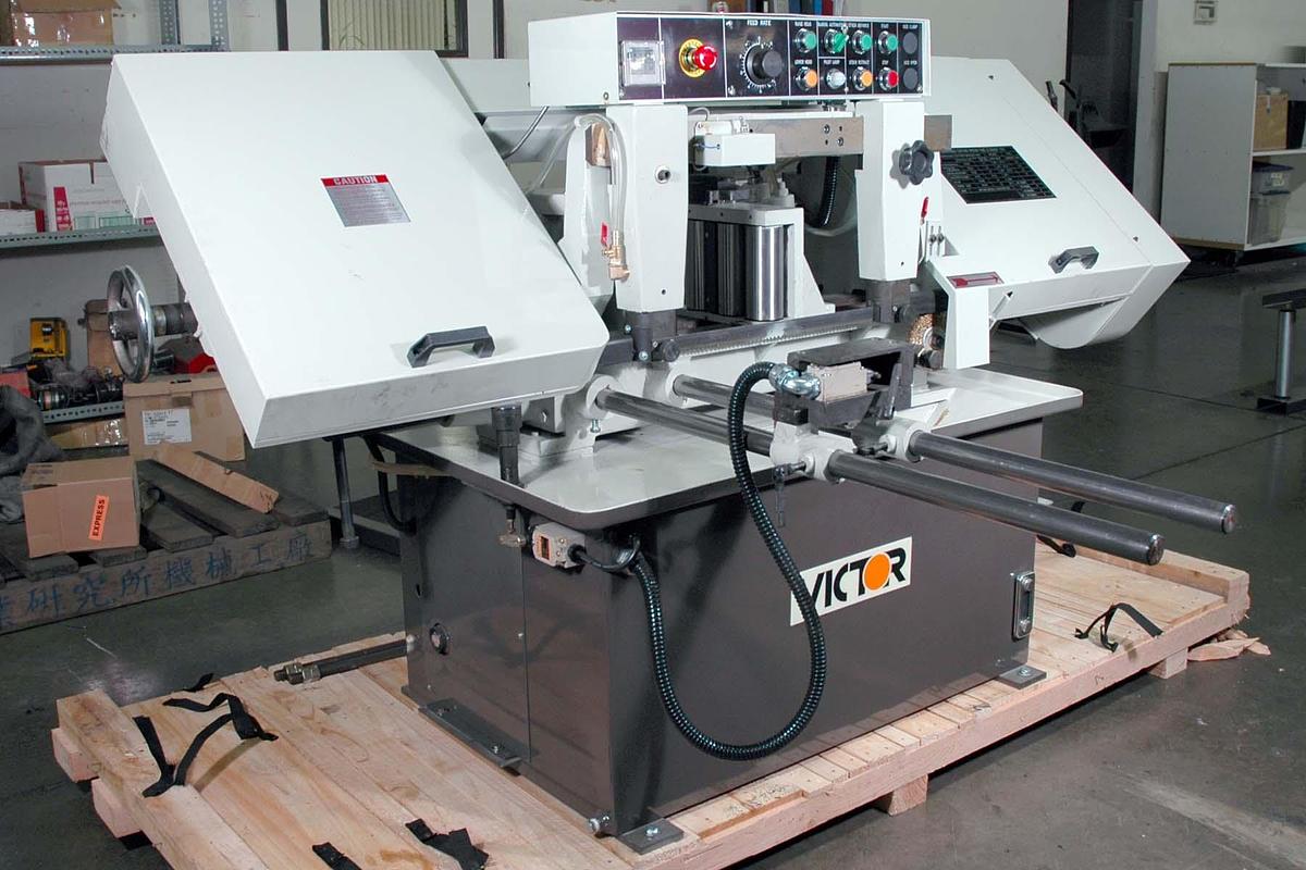 Auto-10HSV Variable Speed Auto Horizontal Bandsaw