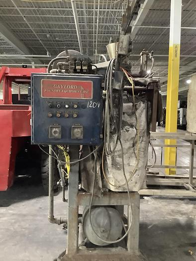 Used GAYLORD SATB-15 Semi Automatic Core Machine