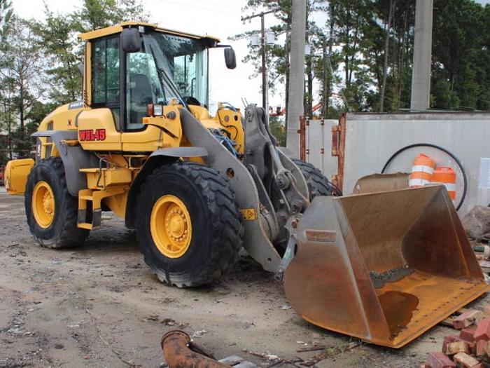 Used 2015 Volvo L70G