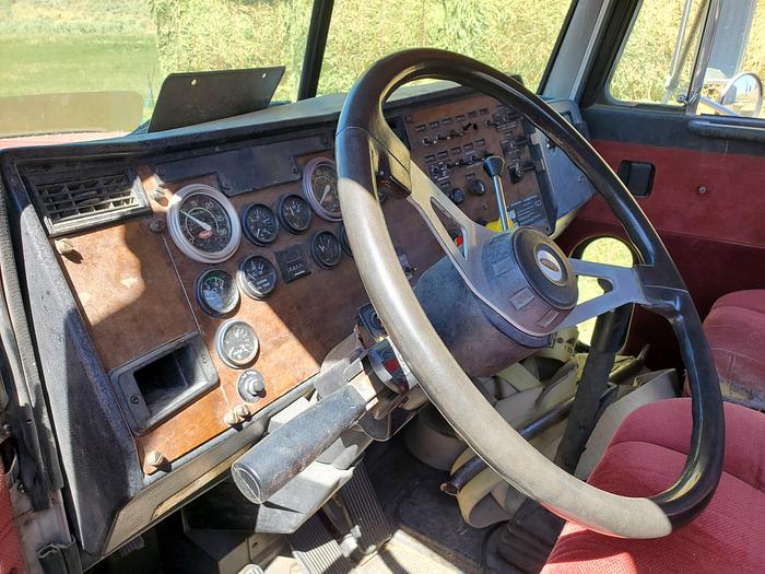 Used 1995 Peterbilt 378 Truck w/ 720k Miles