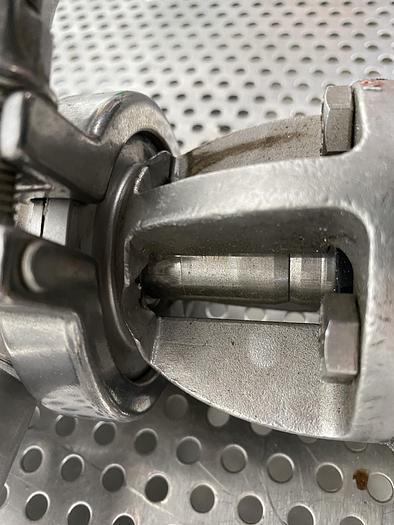 Used SPX M18BP816631TTT SW4D 1.5" S-LINE 74mm SS Valve w/ 1 1/2" Sanitary Fittings