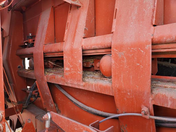 Used Hesston 4790 Baler w/ Accumulator