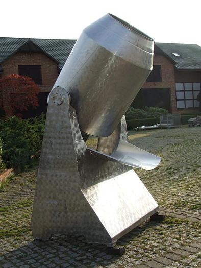 Used Mieszalnik bębnowy z hydrauliczną regulacją kąta mieszania i wysypu produktu