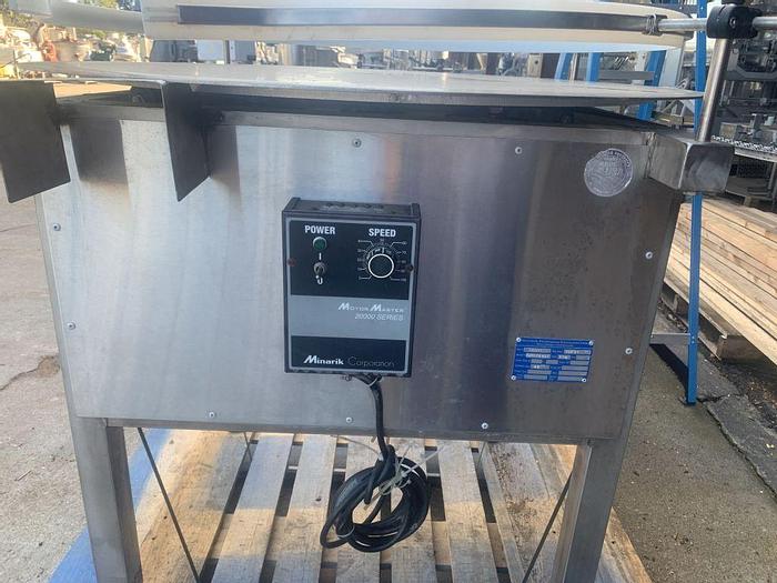 Used Table, Accumulation, 42", S/st, Vari-Speed, Accutek #S744328