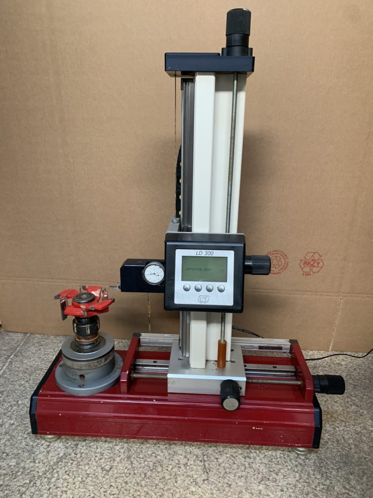 Usato Comparatore per utensili