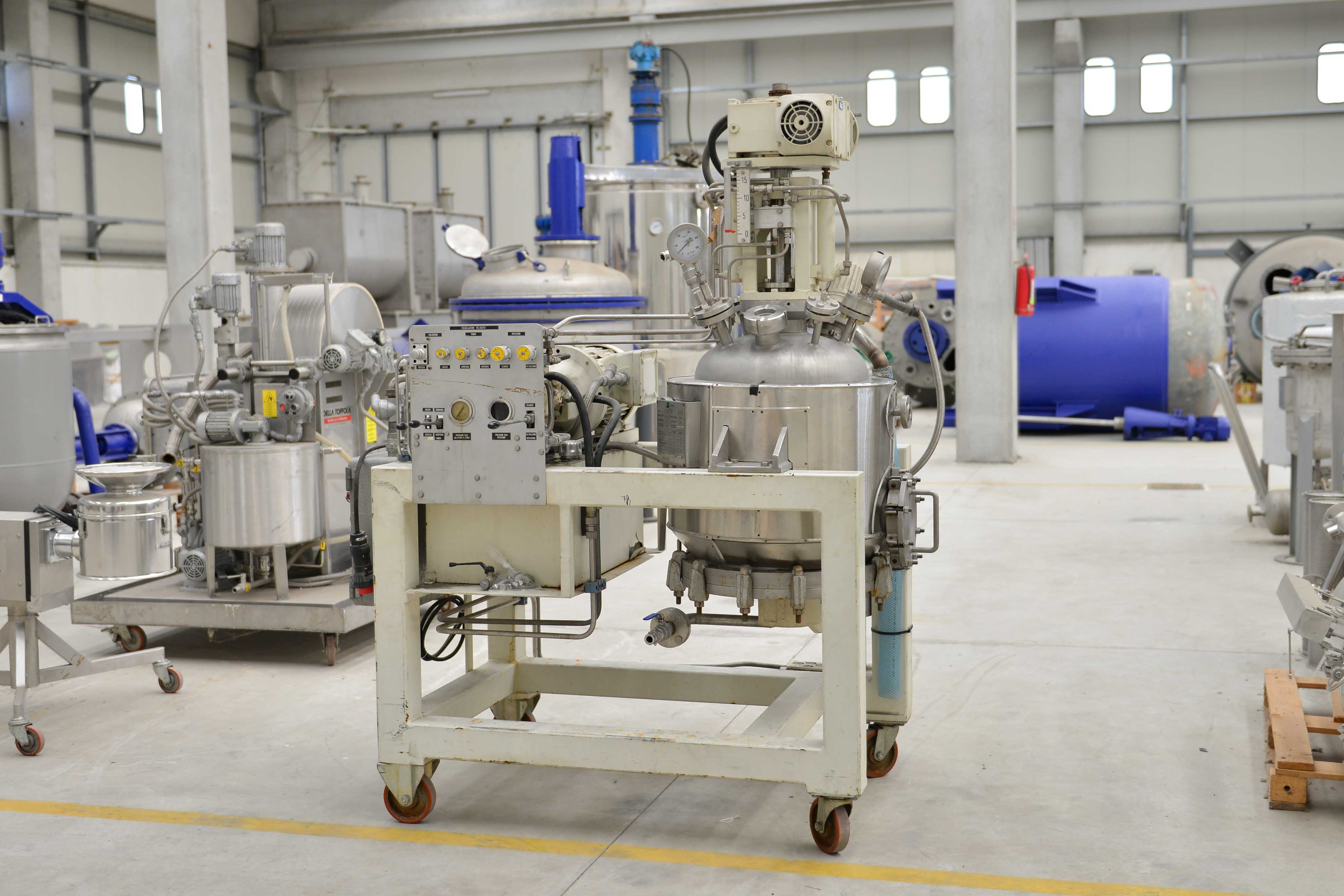 Used Filtro essiccatore pilota 120 litri, marca 3V Cogeim.