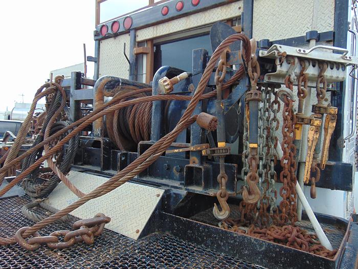 Used 2004 KENWORTH T800B 6X4 WINCH TRACTOR " CAT "