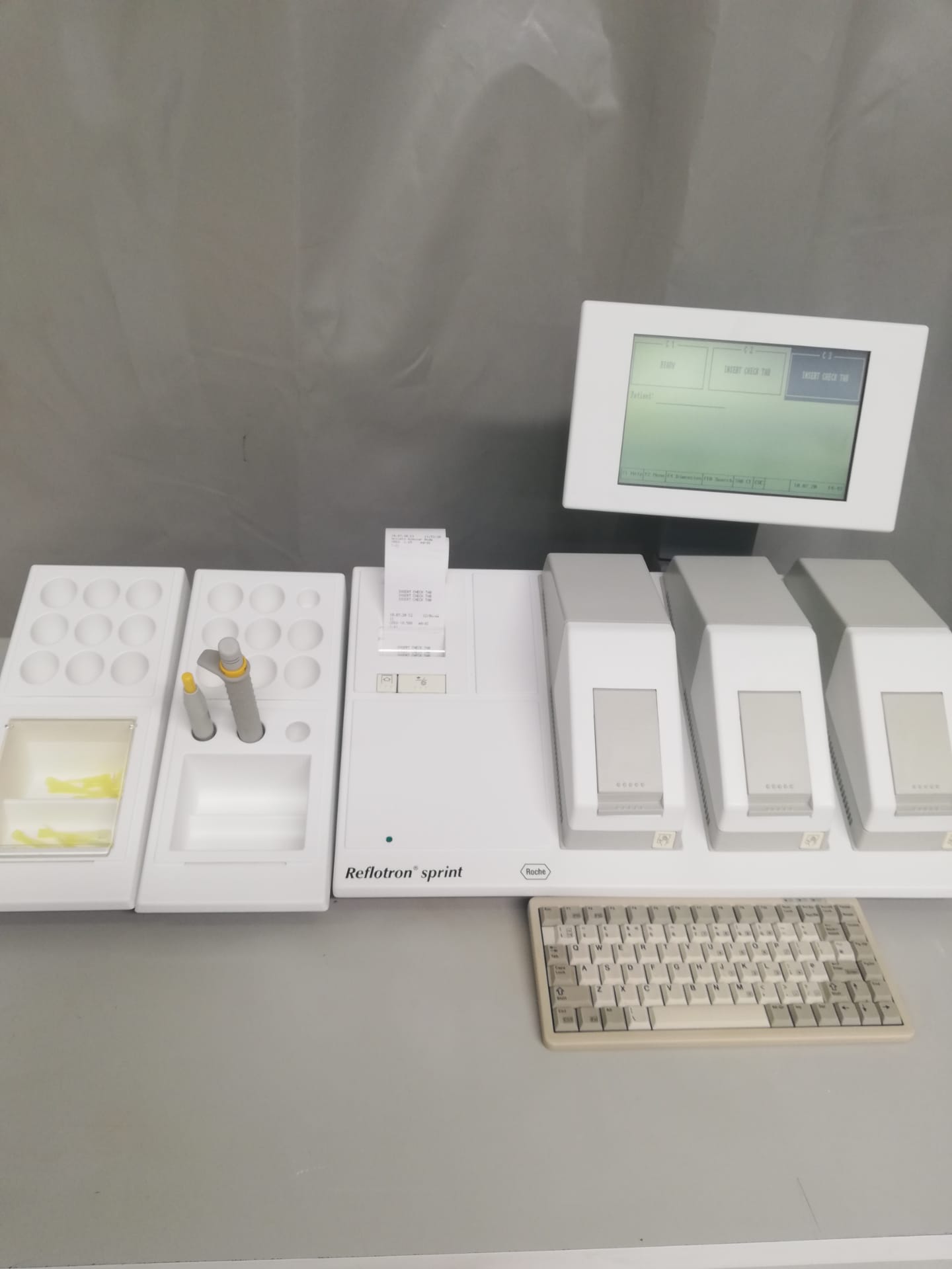 Remodelado Roche Reflotron Sprint Dry Chemistry Reader